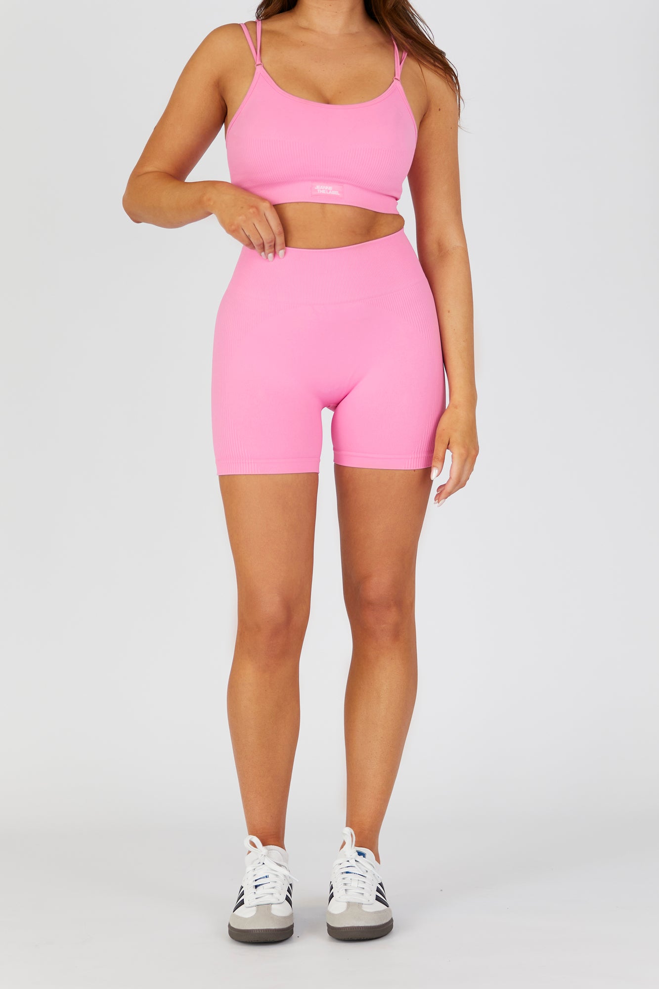 PINK SEAMLESS BIKE SHORTS